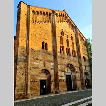 Maison Marina_Pavia San Michele Centro Storico Екстериор снимка